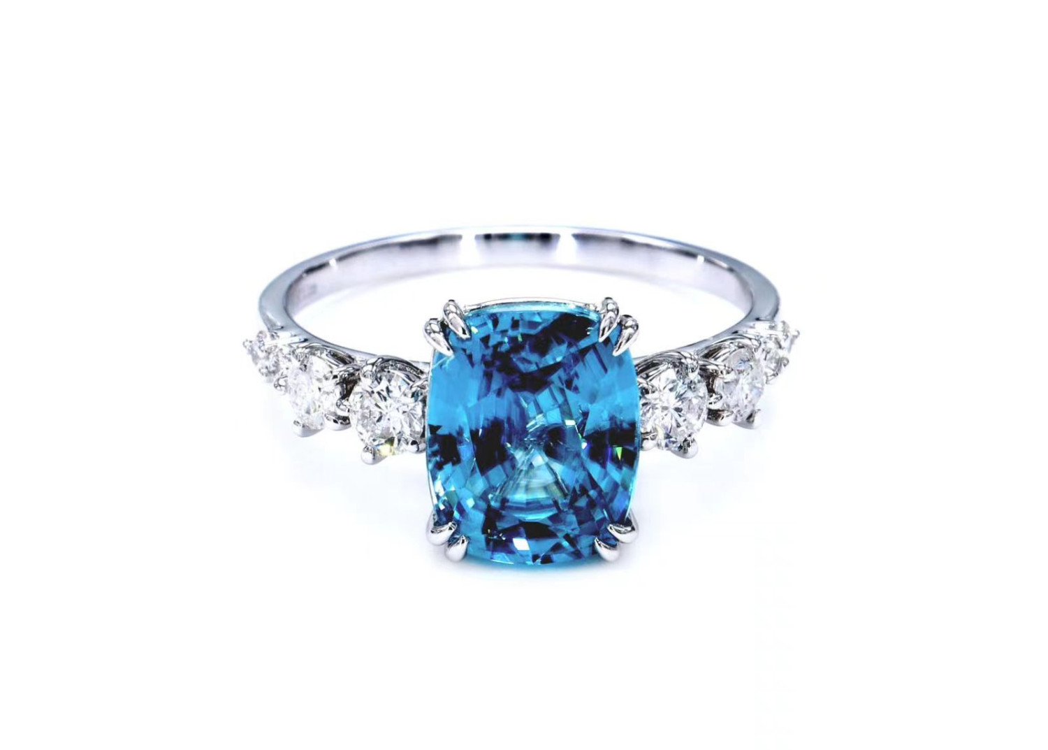 Blue Zircon and Diamond Ring / PK-121R/EHRR